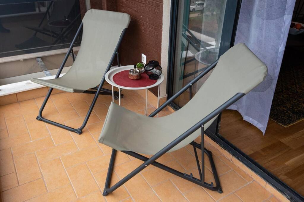 Modern, Bright And Cozy Apartment Podgorica Luaran gambar
